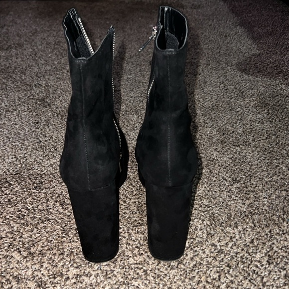 FOREVER 21 Faux Suede Platform Boots 🖤 - Picture 7 of 7